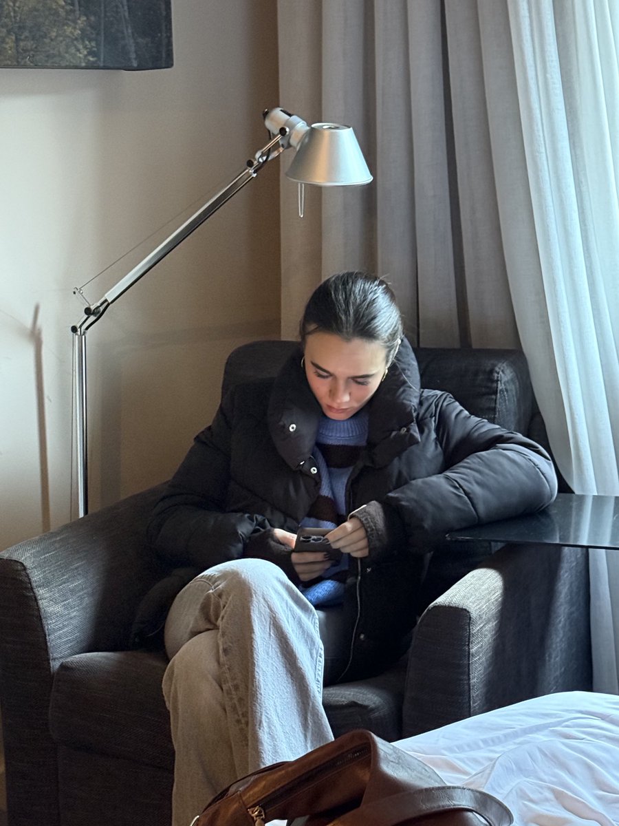 Maria José tweet media