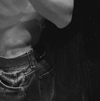 Lily ✧ tweet media