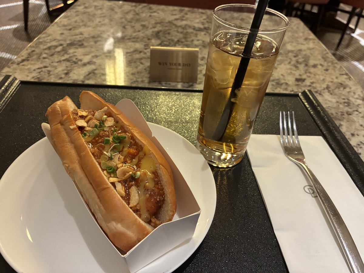 fj0rdingz's tweet photo. これはカジノでタダで食える飯 https://t.co/Uk9Xo9pQn8