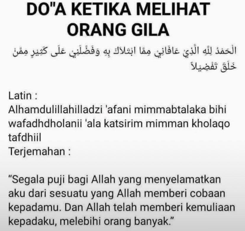 beychey's tweet photo. @tanyakanrl buset busettt. ga cuma baju skrg yahh. sampe paperbag aja jadi konotasi jelek. istigfar kata gw https://t.co/m9GgpeKrSi