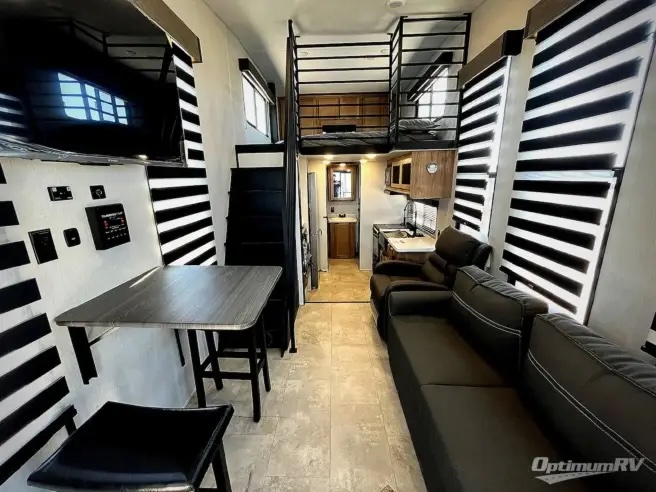 RV Trader tweet media