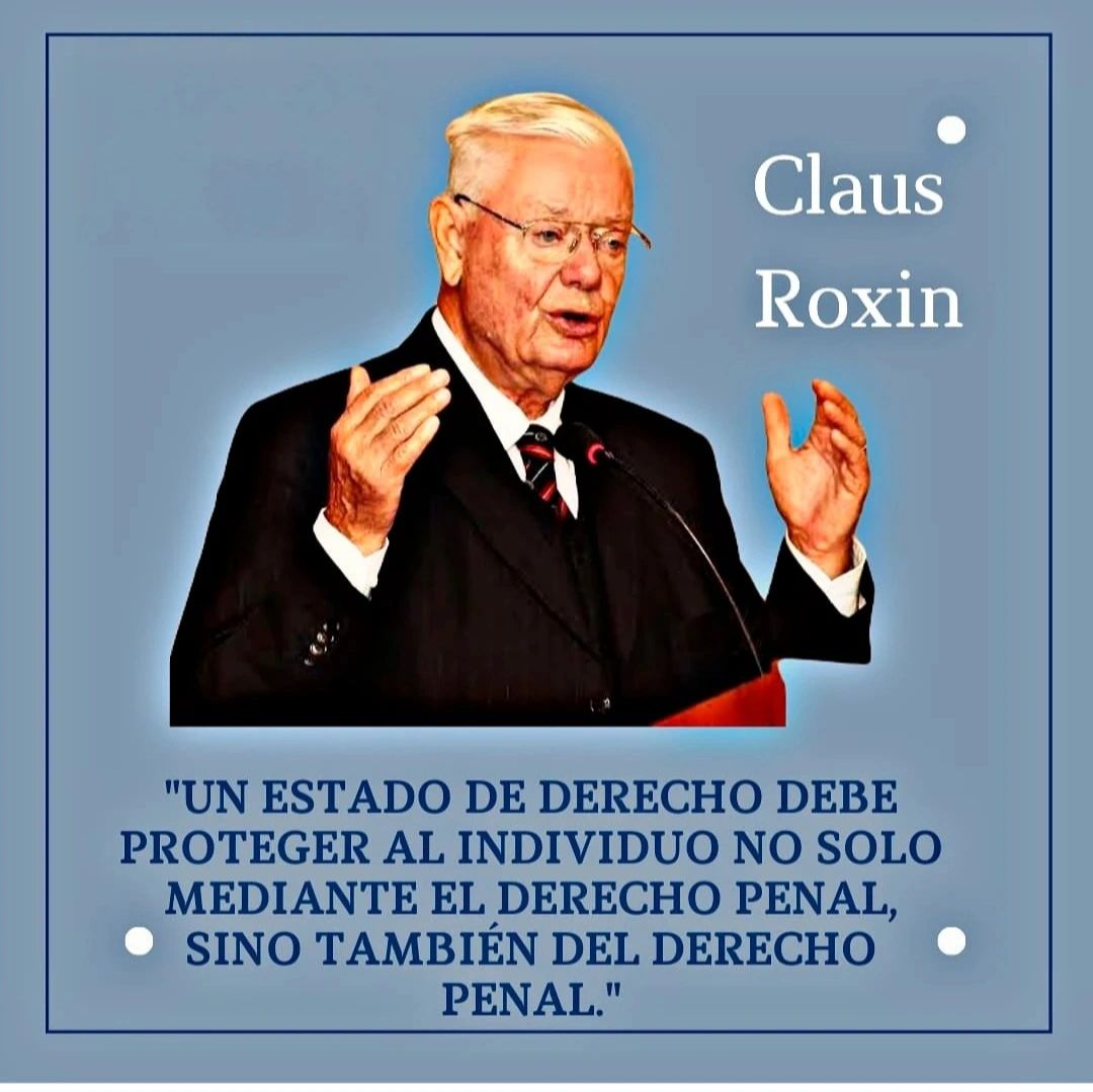 TeoriaDeDerecho's tweet image. Este 2025 nos dejó uno de los abogados penalistas más influyentes de la historia, Claus Roxin. 

El jurista alemán fue fundamental en la construcción de la ciencia global del Derecho Penal durante los siglos XX y XXI, dejando un legado que perdurará por generaciones.
