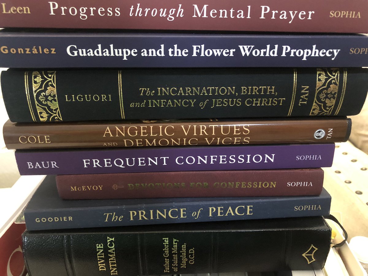 JMJScience's tweet image. December book stack.