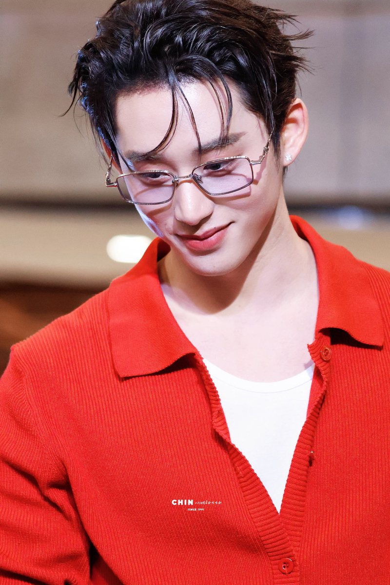 Chin_KameJesse's tweet image. จะมีใครๆ มากมายคุ้นเคย แต่ไม่เคยมีใครอย่างเธอ

EST AT GATEWAY BANGSUE  

#GiveAHugGiveAMiraclexEST
#est_tvp