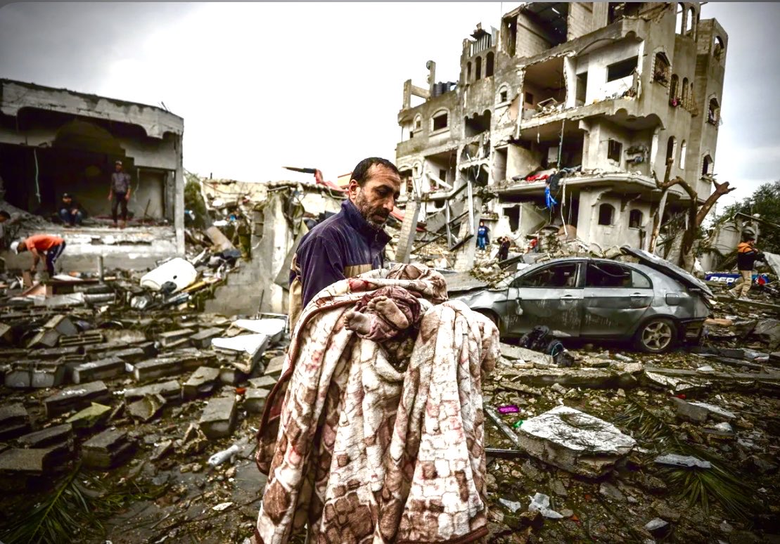 LA FOTO DEL AÑO: Gaza, el naufragio de la humanidad…