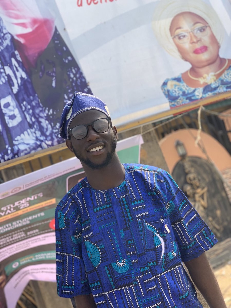 LucasAyodele's tweet photo. As 2025 draws to close, I return all glory to God for His grace, guidance, and countless blessings throughout the year. Grateful for every lesson, every victory, every step forward. 🙏🏿✨ https://t.co/7y61Au2goZ