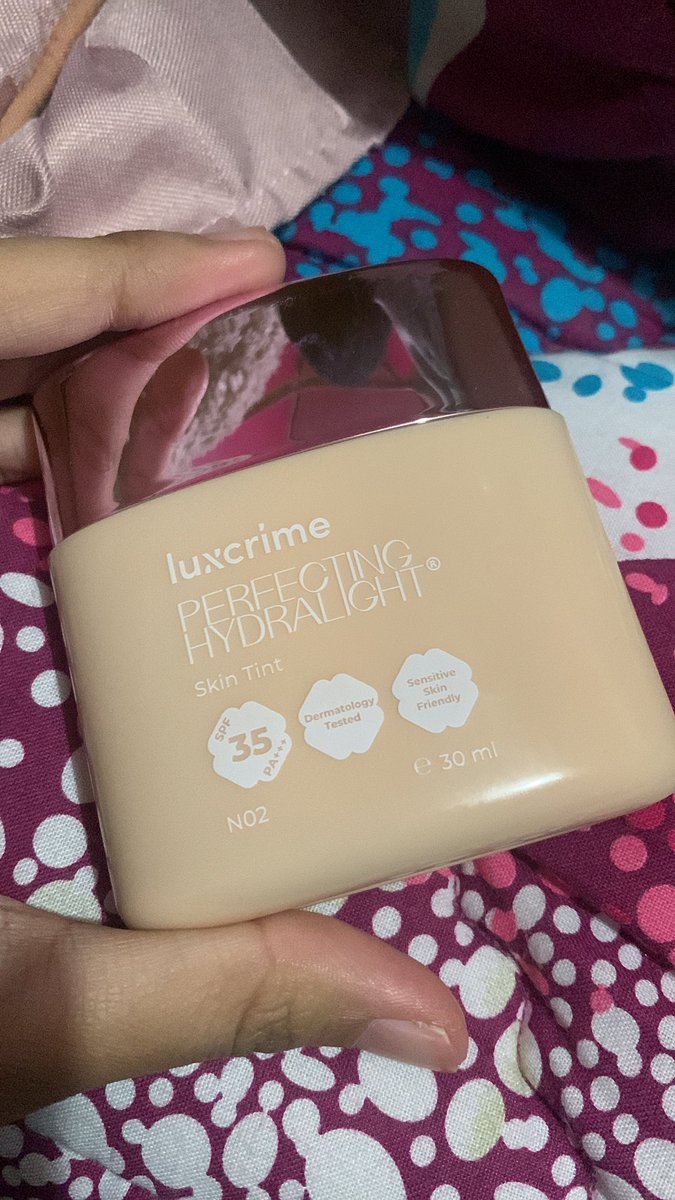 prkjss's tweet photo. WTS!!

Skintint luxcrime shade N02, dijual karna salah shade😭 baru dipake 2 tetes

📍 dom kab. Cianjur
📍90k (no box)
📍Ori beli diofficial luxcrime 
📍minat? Dm! https://t.co/cZJpz56S1g