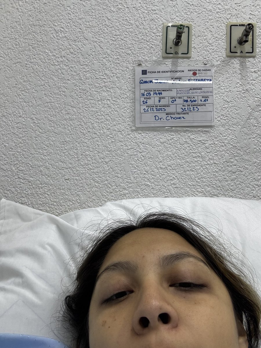 __fruta__'s tweet photo. Bonita manera de cerrar el año 🤡 https://t.co/AsLe2Kg3fA
