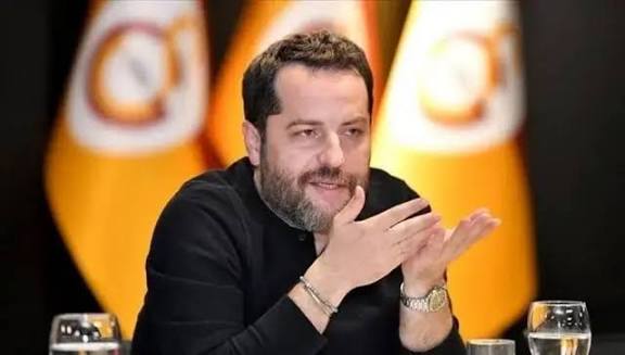 Erden Timur’a iftira atan troller:

Sakın tweetlerinizi silmeyin. ⏳