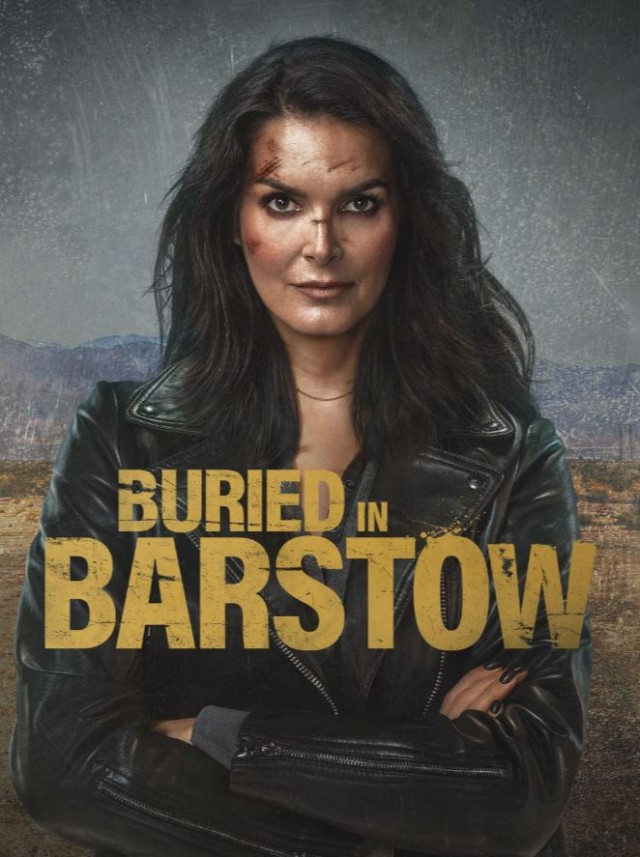 Fena değil. Filmi devamı olacak gibi bitirdiler.

#BuriedinBarstow