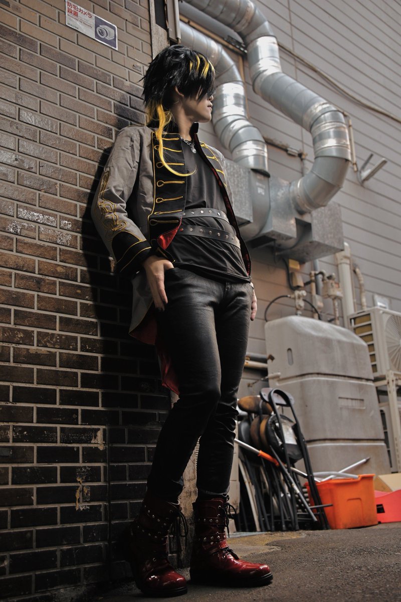 【Cosplay】  hpmi

四十物十四🌖

〔暗がり 照らす月明かり
マイク手に取り
さぁ行こうかアマンダ
明日のその先 光が待つこと信じて 〕
┈┈┈┈┈┈┈┈┈┈
photo：隆さん<a href="/Tuc_ker/">隆（リュウ）</a> 

#コスプレス
#仙スト