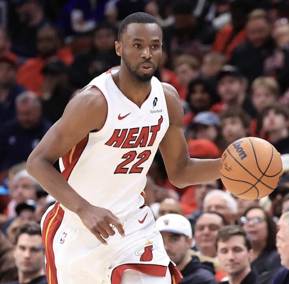 statdefender's tweet photo. Fewest Points Per Possession Given Up Guarding ISOs In The 2025-26 NBA Regular Season (Min. 20 Total ISO Possessions Guarded) :

1.  Andrew Wiggins  —  0.32
2.  De’Andre Hunter  —  0.46
3.  Jamal Murray  —  0.48
4.  Quentin Grimes  —  0.50
5.  Cooper Flagg  —  0.52
6.  Kyshawn George  —  0.53
7.  Jake LaRavia  —  0.54
8.  Tobias Harris  —  0.55
9.  Mark Williams  —  0.57
10.  Bam Adebayo  —  0.59
10.  Collin Gillespie  —  0.59
