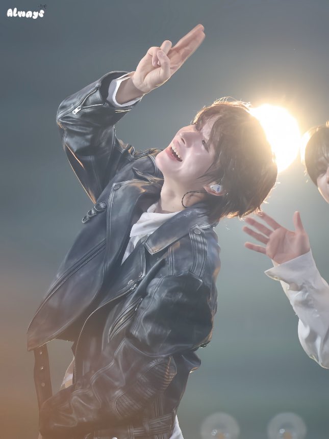 𝘼𝙡𝙬𝙖𝙮𝙨 tweet media