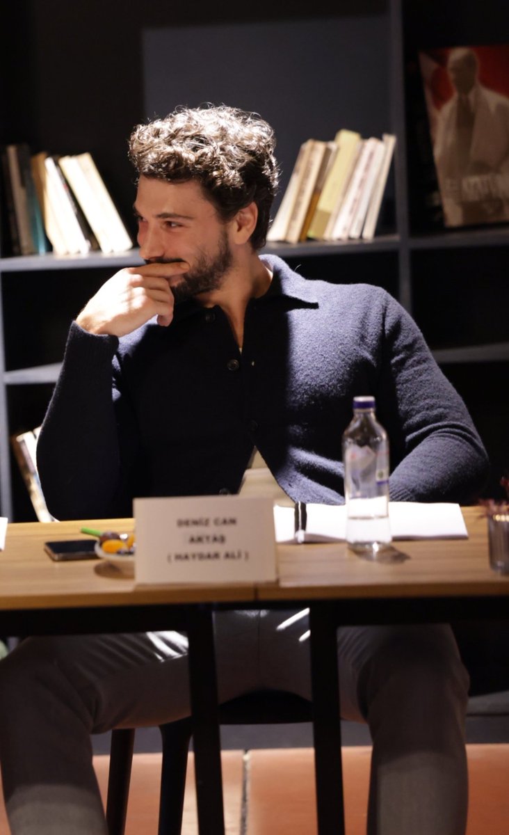 Fertgon's tweet image. Faleci mas passo bem

#DenizCanAktaş #Yeraltı