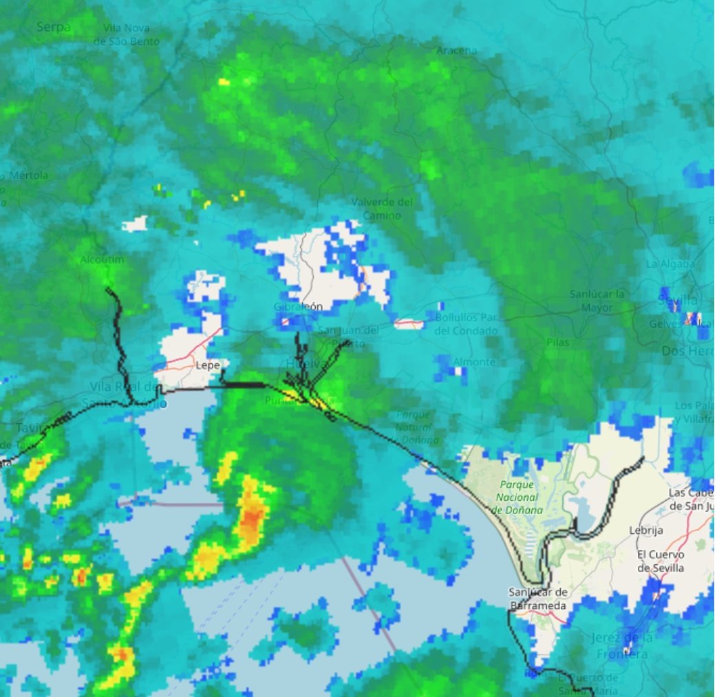 Meteohuelva's tweet photo. La tormenta que hay al sur de Huelva capital lleva bastante actividad eléctrica.

Parece que lleva dirección litoral occidental, zona Isla Cristina/Ayamonte. https://t.co/PyHvrVA3pH