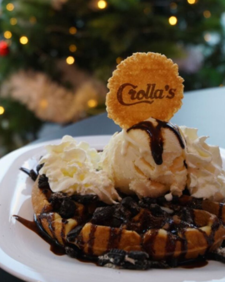What day is it? Who cares - it’s dessert time! 🧇

See you at the counter! 📍

#CrollasGelateria #FestiveVibes #CookieDough #TreatYourselfrolla
