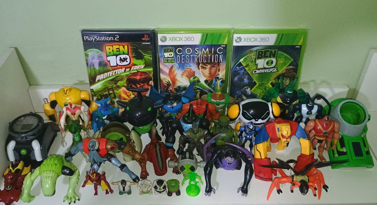 Notless408's tweet image. Hoje, 27 de dezembro de 2025, a franquia Ben 10 faz 20 anos de idade. Pra muitos pode ser só um desenho velho, mas pra mim é parte extremamente importante da minha vida e que molda quem eu sou até hoje. Então parabéns Ben 10, e obrigado pelos sorvetes :) #Ben10 #Ben10Anniversary