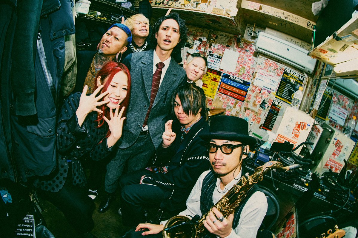 2025.12.27@池袋Adm
「Admさん魂のCOUNTDOWN LIVE 2025/2026」

昼から遊んでくれた皆ありがとう！

今年もクソお世話になりました！
来年もお願いします！

photo by <a href="/mikage_inblue/">𝐌𝐈𝐊𝐀𝐆𝐄</a>