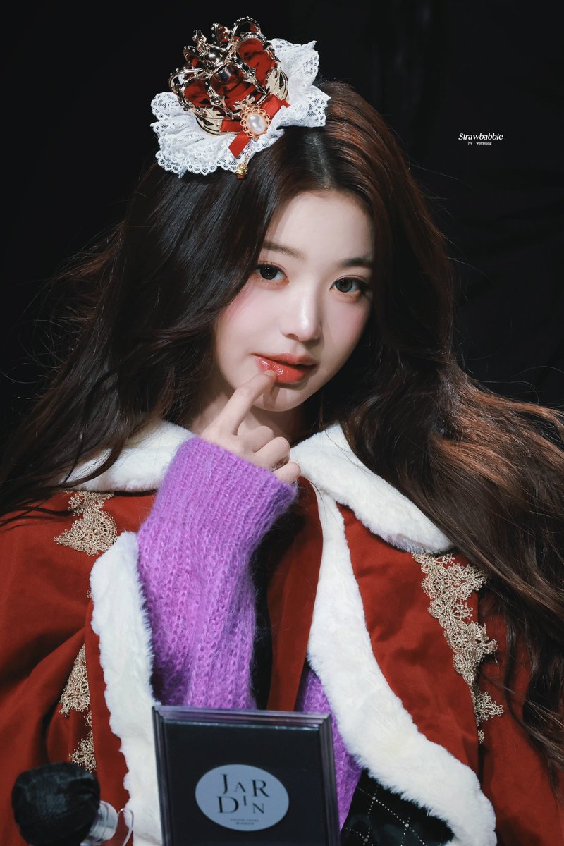 𝑺𝒕𝒓𝒂𝒘𝒃𝒂𝒃𝒃𝒊𝒆🍓 tweet media