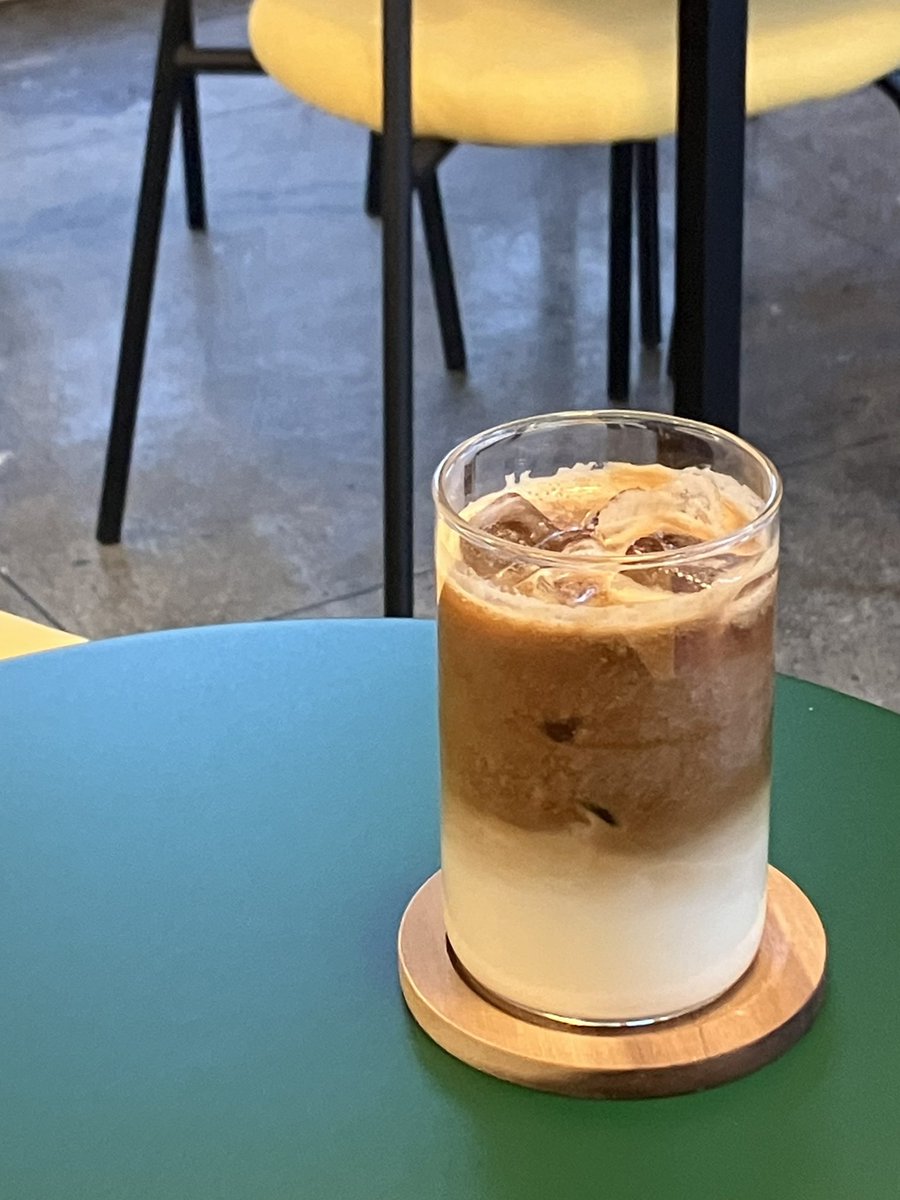 local___f's tweet image. 내일(12/28 일요일)은 책방 넘나들기 휴무입니다! 12/29 월요일에 다시 만나요! ✨📚🙏🧡