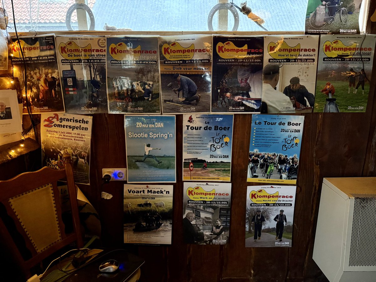 CUstaphorst's tweet image. Aflevering 22 van de podcast ‘Hier kom ik weg’ met de mannen van @Zonuendan1 over de 21ste Klompenrace in #Rouveen: een heroïsche krachtmeting op klompen. 29 december om 22.00h gaat het weer los. Luister mee via buzzsprout.com/1906896/episod…