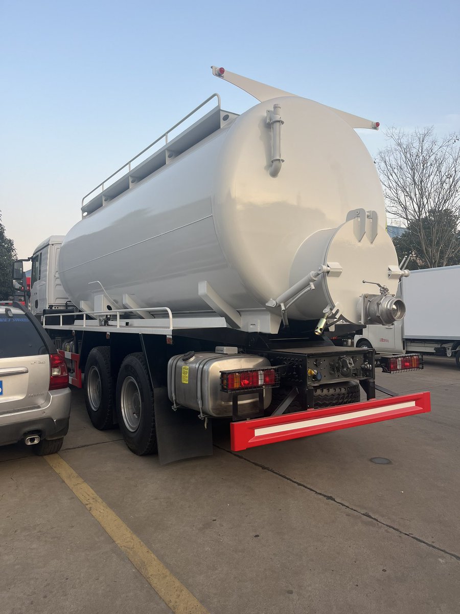 HOWO TX vacuum fecal suction truck
#Hubei SAAB Automobile Import &amp; Export Co., Ltd.
#china Trucks Factory
WhatsApp +86 13409620788 Huang YuanPing
