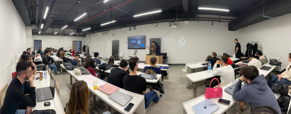 GM from <a href="/AnkaraMedipol/">Ankara Medipol Üniversitesi</a> 

This weekend, we're having our last SUI MOVE workshop 2025 (38th) in Ankara Medipol University

Builder vibes are loading.... 🤘