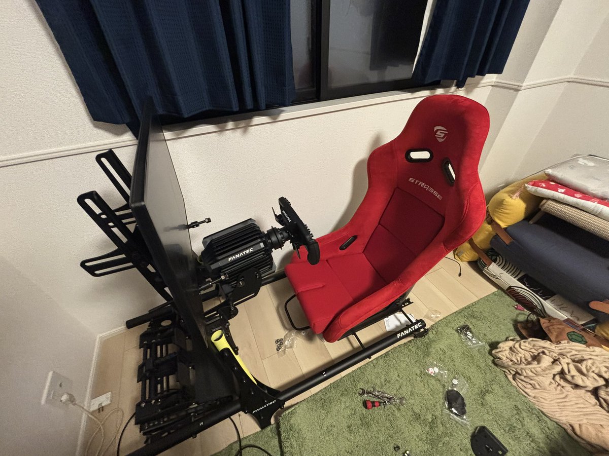 ZsanStars's tweet image. ついにやってしまった

Fanatecで年末セールやってたからDD plus買ってしもうた… FFB重過ぎい