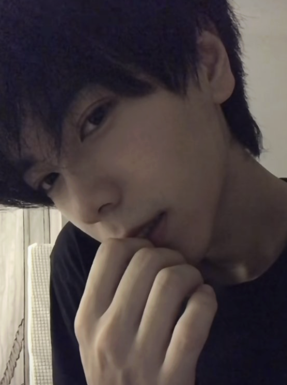 MaitildeL60723's tweet photo. 男でもいいですか？？ https://t.co/34HDNcUdA8