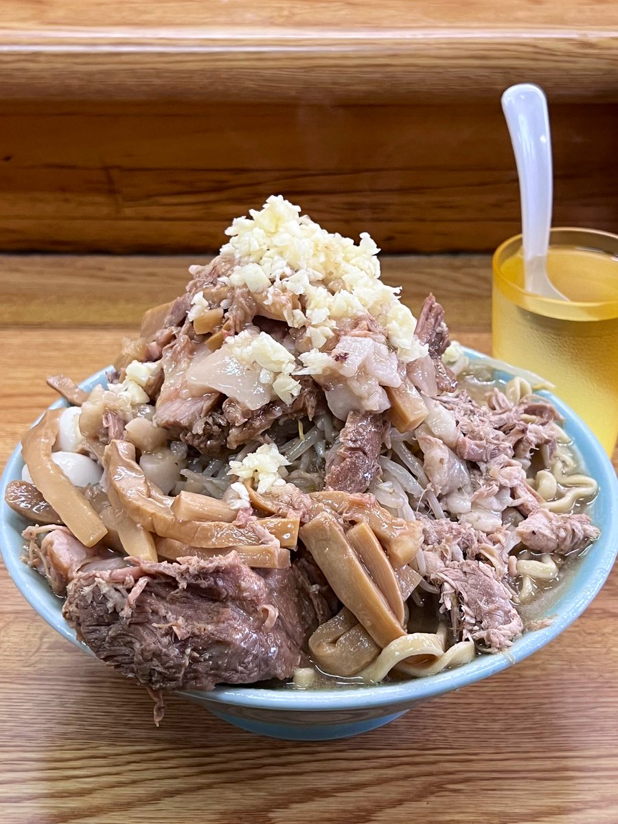 今日のラーメンそら
ヤサイチョイマシニンニク
外、めちゃくちゃ寒かった
寒いからか空いてたね。