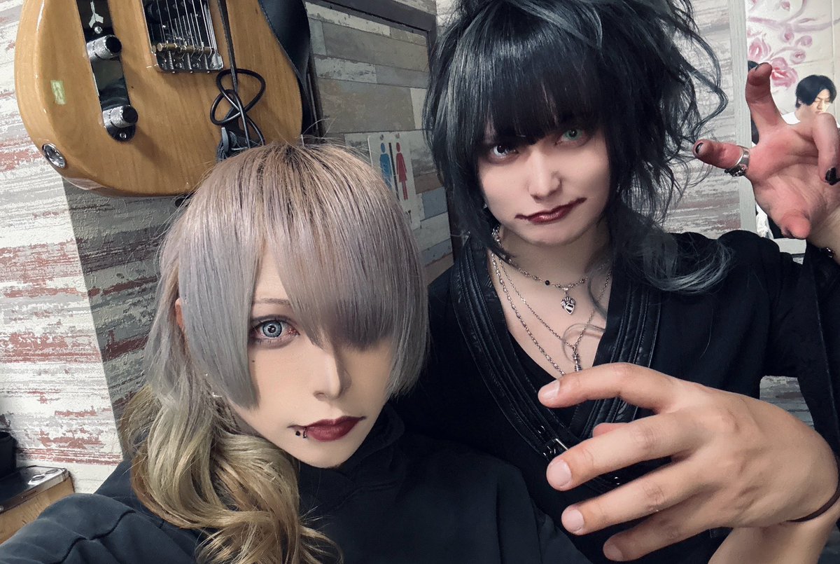 LAY ABOUT WORLD イザナ (@LAW_Izana) / Posts / X