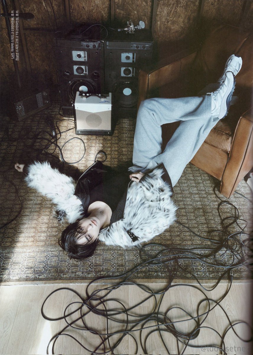 hansoftbot's tweet image. ending the year with collision going viral, a solo magazine shoot AND a new hanpop!!
may 2026 bring more opportunities for han 🩶