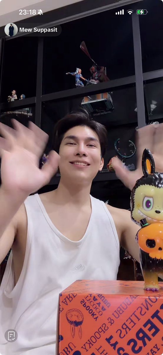 kDGO0NddSHaHrEs's tweet image. Bye bye~👋
Merry Xmas and Happy New year ~

#MewSuppasit #มิวศุภศิษฏ์ @MSuppasit