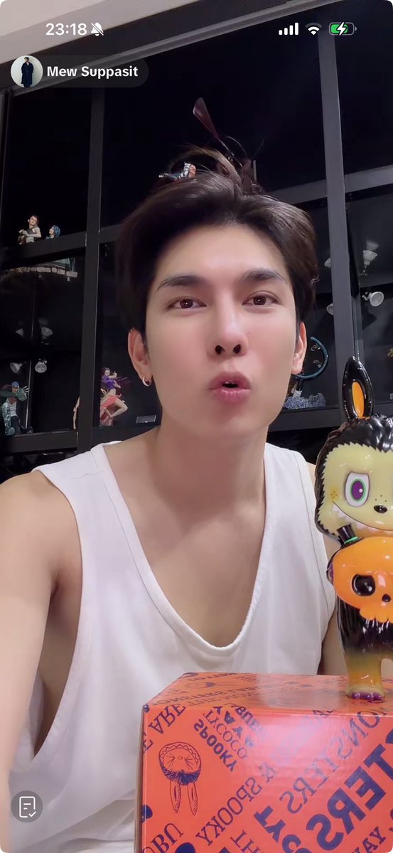 kDGO0NddSHaHrEs's tweet image. Bye bye~👋
Merry Xmas and Happy New year ~

#MewSuppasit #มิวศุภศิษฏ์ @MSuppasit