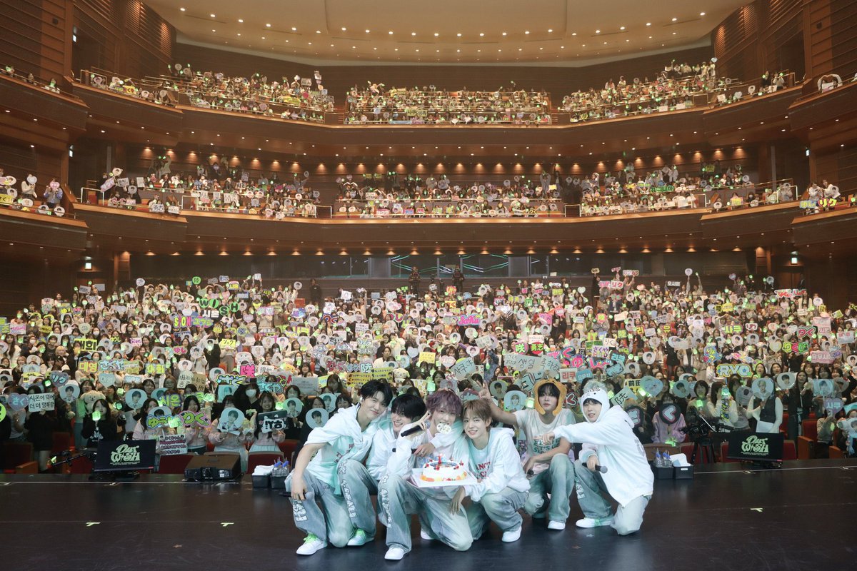 igh__rq's tweet photo. 今更だけど香川公演!!
2階席だったけどホールだから良く見えた❕♡さくやまた会いたい🥹 https://t.co/rEMfCWrIxq