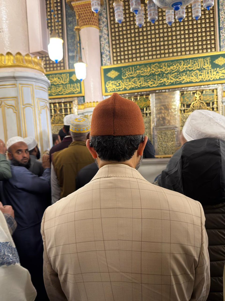 اَلصَّلوٰةُ وَالسَّلَامُ عَلَيْكَ يَارَسُوْلَ اللهِ
وَعَلٰى اٰلِكَ وَأَصْحٰبِكَ يَاحَبِيْبَ اللهِ
.
.
.
#Medina #Islam #Quran #madinahalmunawwarah #MinhajulQuran #DrHassanQadri #DrQadri