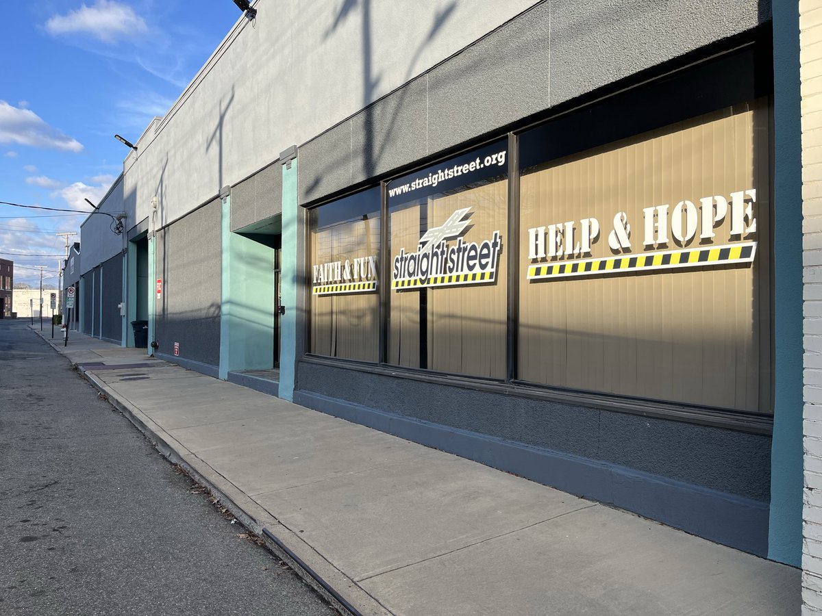 str8st's tweet image. Thankful for today, this past year and for 2026, to share and show the love of Christ to area students and families. If you can help with a year end gift, please visit straightstreet.org and select the GIVE button, thank you so much.