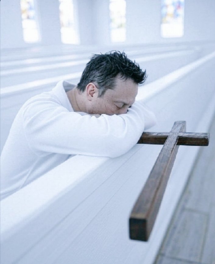 Elon64842's tweet image. I want you honest opinion 

Does God exist ???

A. Yes 
B. No
#Elon_Musk #elonmuskfans