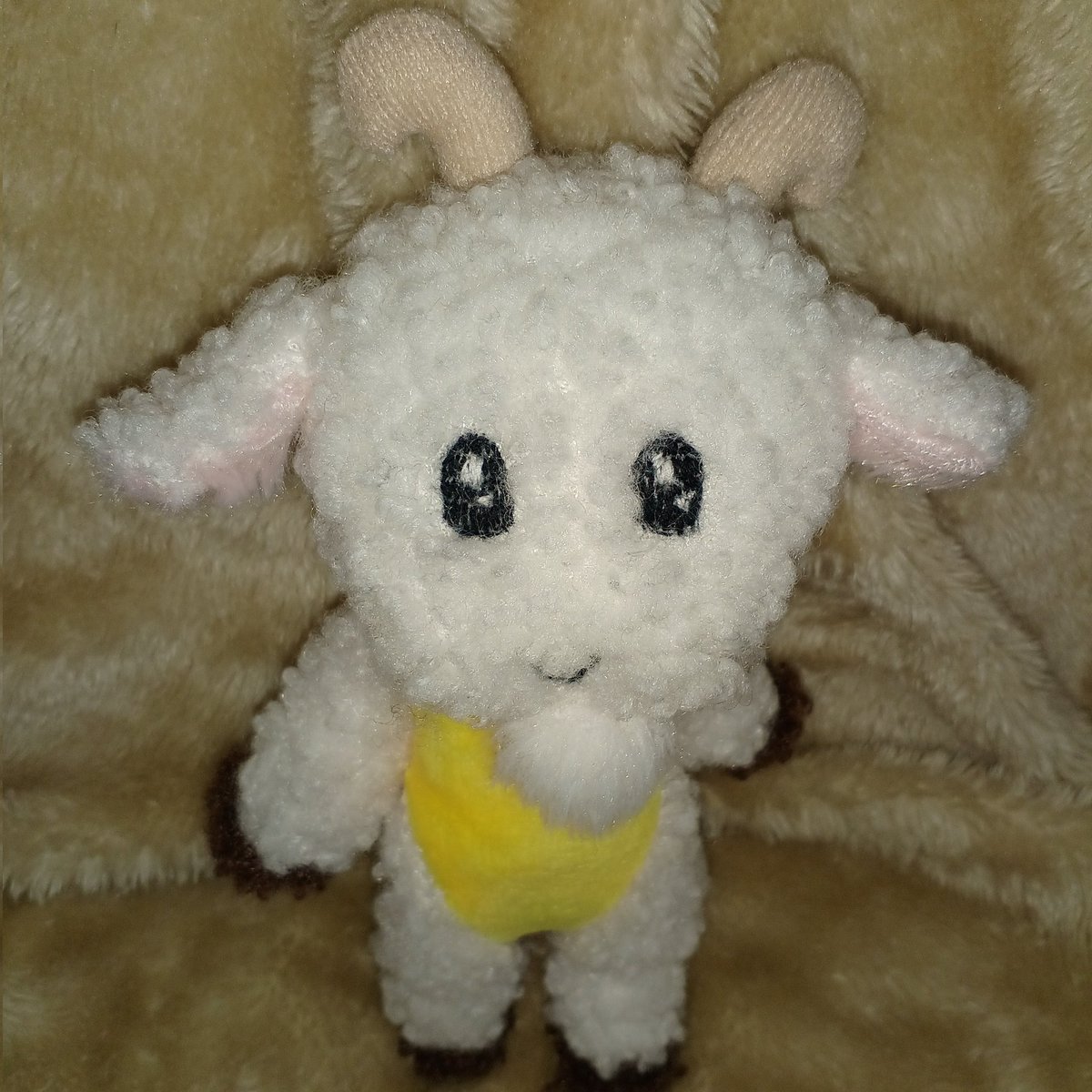 hi__owo's tweet photo. 大好きだから作った🐐✨✨✨ https://t.co/XeQj60rNZZ