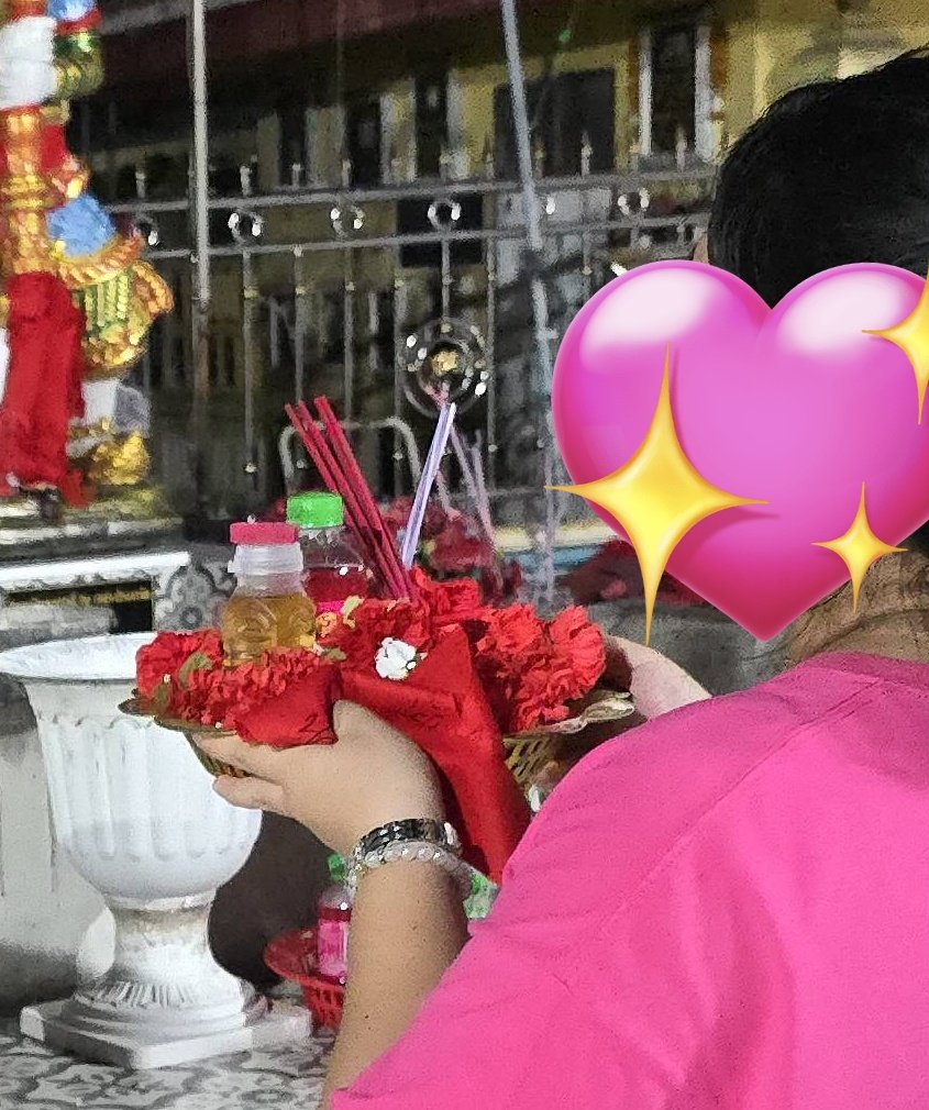 asahiismysun's tweet image. จะไปไหว้วันจันทร์นี้ ใครสนใจฝากทำบุญ หรือฝากไหว้ท้าวเวสสุวรรณแบบซื้อพานทักมาได้ค่ะ พานละ79บาท (มีพวงมาลัยแดงยาว1พวง ผ้าแดงเขียนชื่อ น้ำแดง น้ำมันตะเกียง ธูปเทียน ธูปตัวเลขเราจุดส่งแยกให้) เราไปไหว้เอง หรืออยากสอบถามDmมาได้ค่ะ