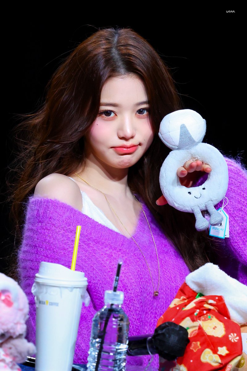 wgmm0304's tweet image. 251227 

#IVE #아이브 #JANGWONYOUNG #장원영 #ウォニョン