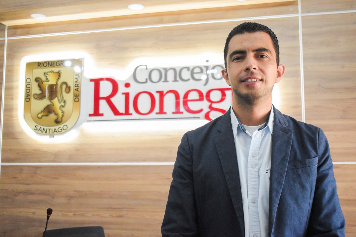 Felicitaciones David Alejandro Ríos Uribe por su reelección como Secretario del <a href="/ConcejoRionegro/">Concejo de Rionegro</a>. Un gran trabajo que tendrá continuidad y seguirá dejando frutos.