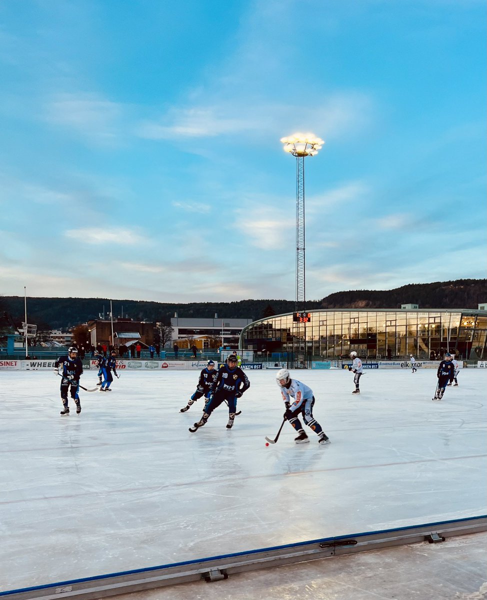 S.A. Prag tweet media