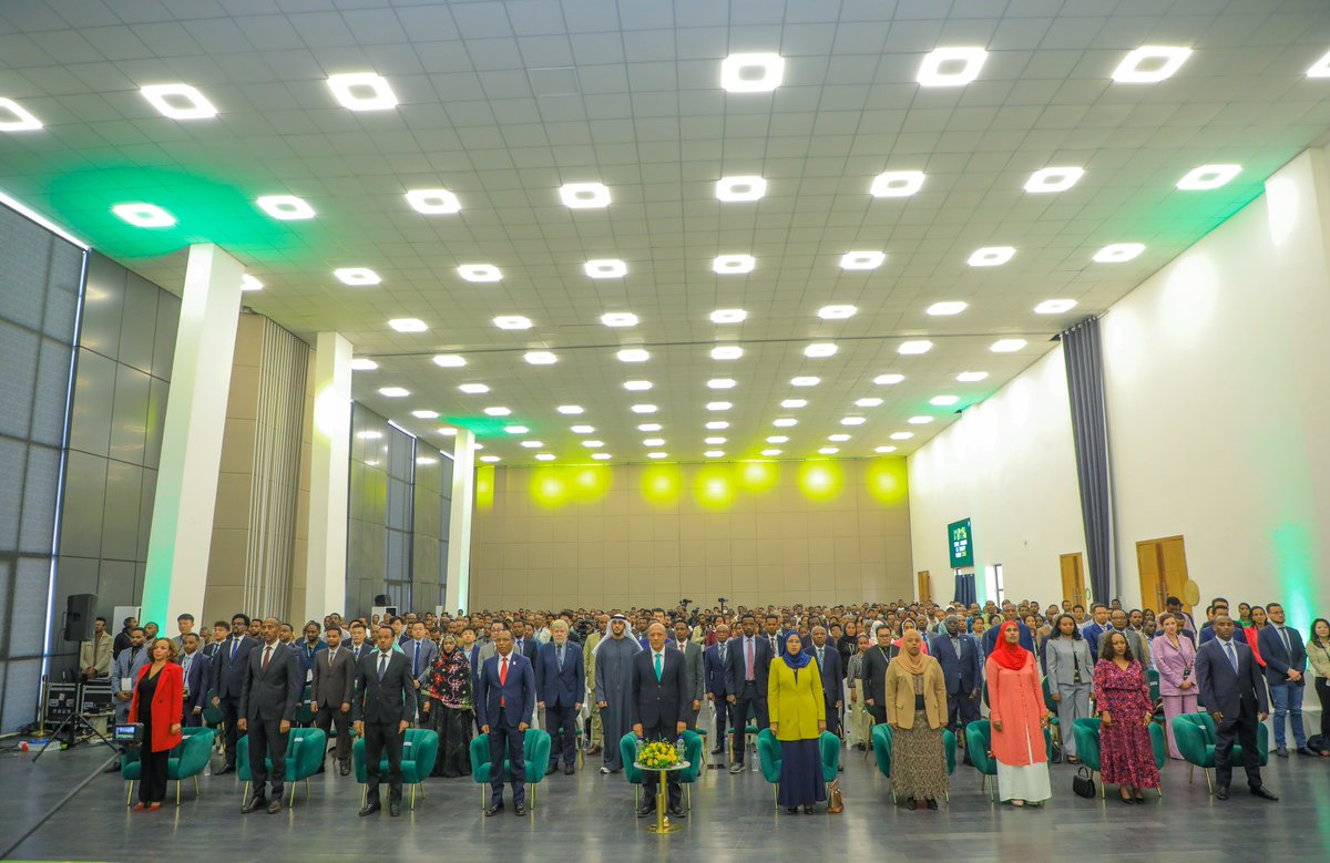 fanatelevision's tweet image. Deputy PM Temesgen says expansion of electric mobility reduces climate vulnerability, promotes sustainable dev’t
#Ethiopia #GreenMobility 
fanamc.com/english/deputy…