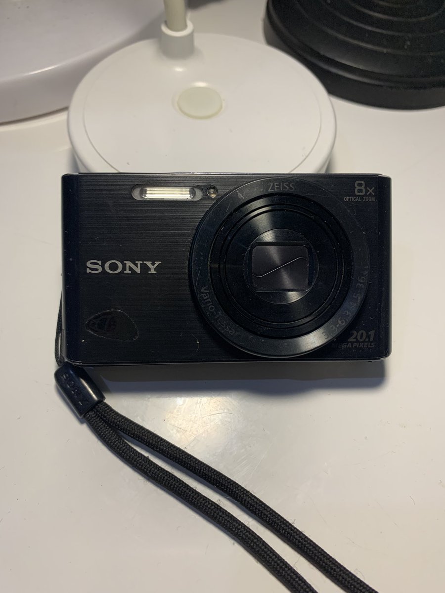 lovinikeuy's tweet photo. wts digicam sony w830
- kamera
- box
- surat surat
- charger ori
- kabel type c memori
- tas kamera
- no minus

#zonauang #dijual #camera #kamera #pocket 

📍Ciracas, Jakarta Timur (bisa oren)
Rp2.200.000 (nepis)
condi: https://t.co/aqQySi8zio https://t.co/kVE3pL1KNT