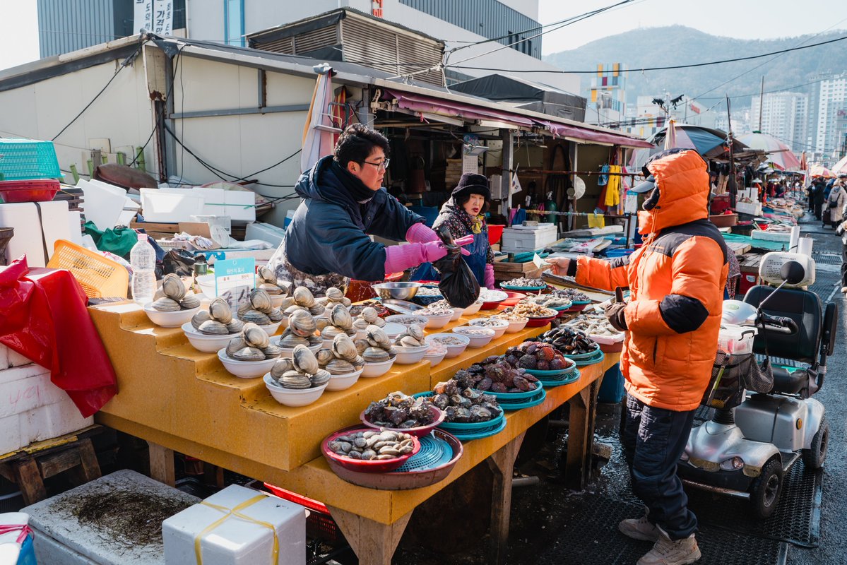今天的快乐还是釜山给的，确实不错，早知道不给首尔 4 天给釜山了……夏天来应该更舒服