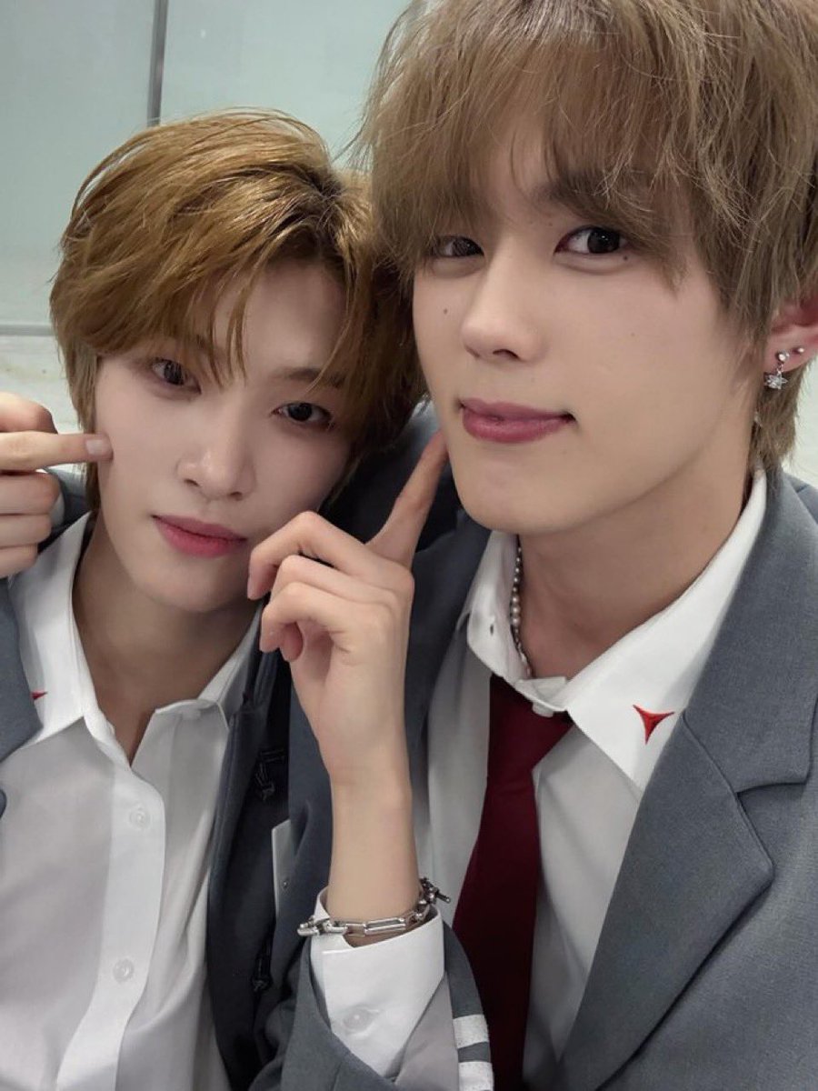 oddeyekuru's tweet photo. it’s ok hanwen may have been eliminated but that’s because he’s debuting with kaiwen… 2wenz revival is now https://t.co/hOCLdKzFHt