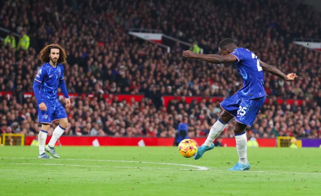 Premier League TIPS tweet media