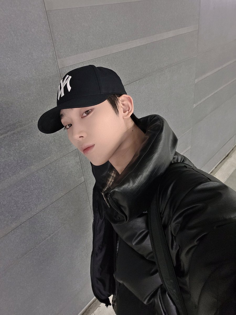 존잘🖤사복셀카 조음