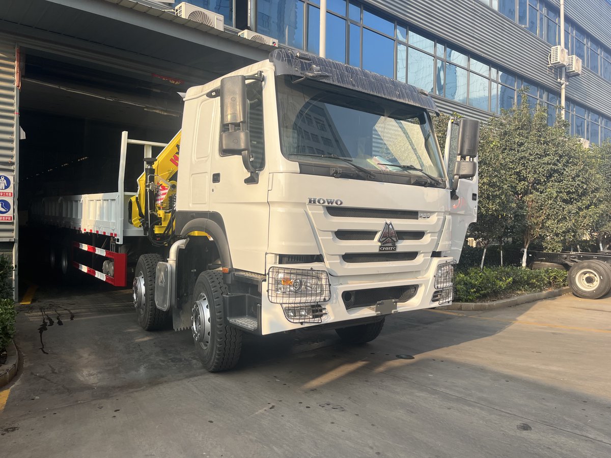 8x4HOWO Truck Mounted Crane Knuckle Boom 
Truck mounted Crane factory in China
Hubei SAAB Automobile Import &amp; Export Co., Ltd.
Mobile&amp;WhatsApp +86 13409620788 Huang YuanPing